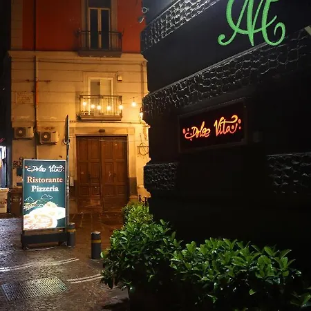 Couette-café Mc Naples